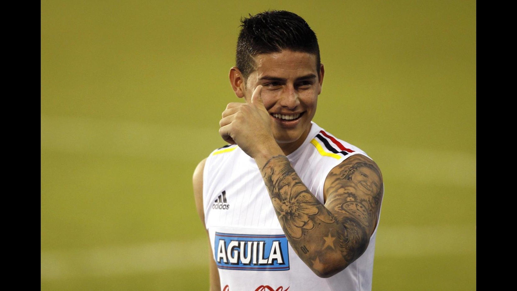 Real Madrid, James Rodriguez sorpreso in auto a 200 kmh
