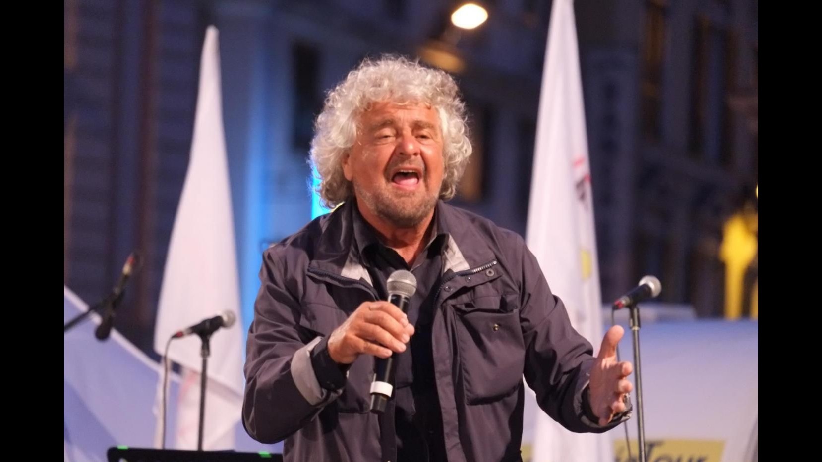 Grillo cita Asimov: Ecco come i politici vi ingannano