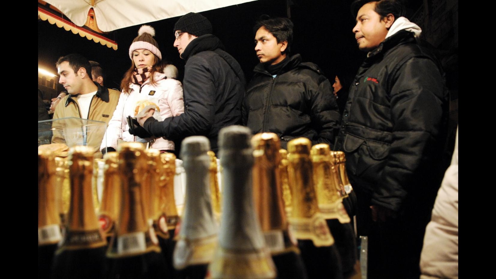 Capodanno, stappate 52 milioni bottiglie spumante italiano
