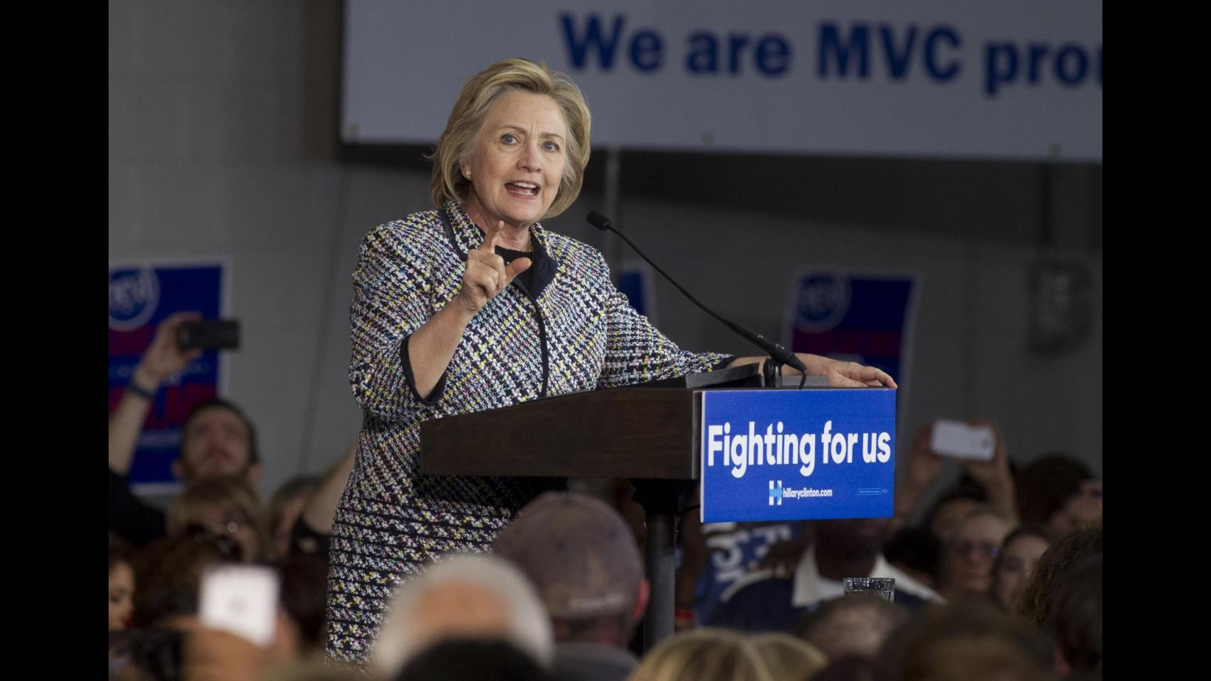 Isis, Hillary Clinton: La persecuzione contro le minoranze religiose è un genocidio