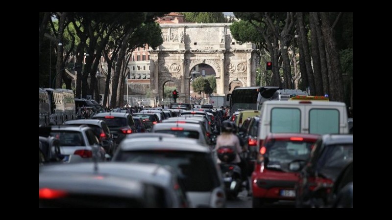 Smog, Legambiente: Roma ultima in Europa per mobilità sostenibile