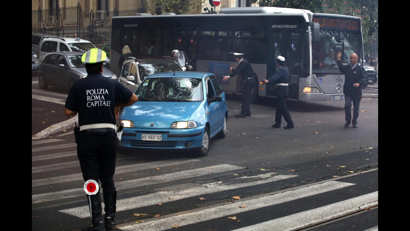 Smog, a Roma Pm10 alte nonostante targhe alterne. Anche Milano non migliora