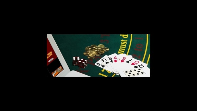 Casinò online: una vincita da 20mila euro con sei scale reali