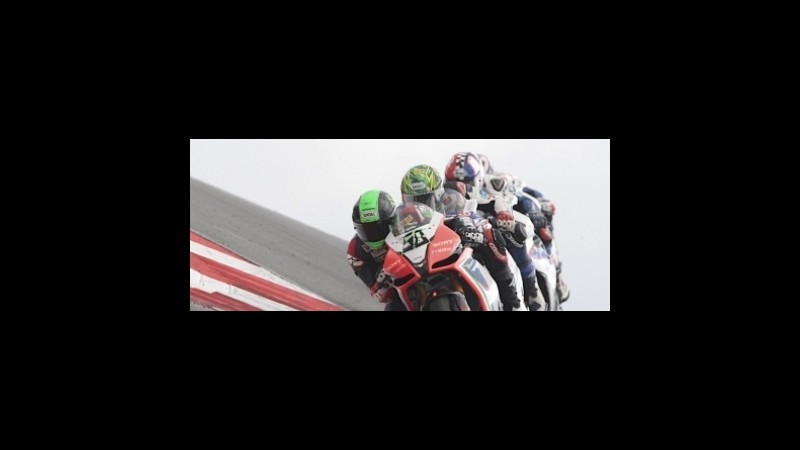 Superbike, dominio Aprilia: Guintoli e Laverty scalano la lavagna