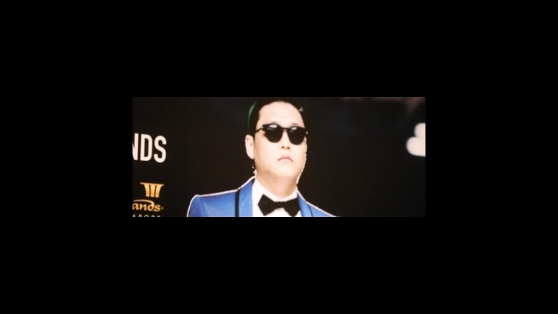 Musica, da “Gangnam Style” a “Gentleman”: i bookie puntano sul boom di clic per il video di Psy