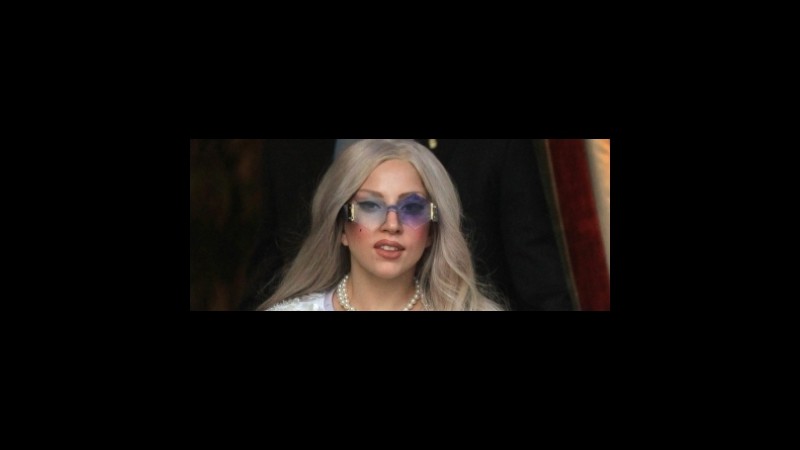 Lady Gaga, i bookie scommettono sul duetto con la sosia di X-Factor