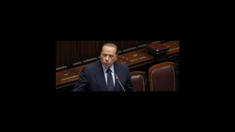 Governo resiste, Berlusconi batte i bookmaker