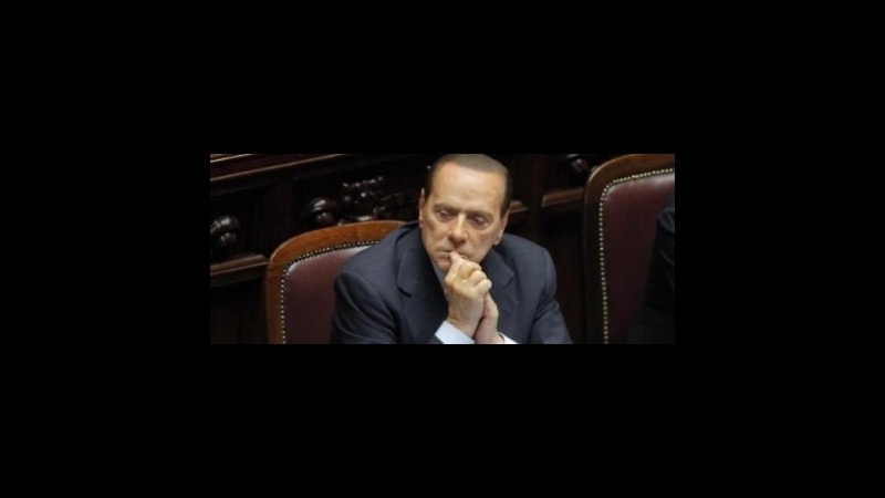 Politica: Berlusconi nella bufera, per i bookie elezioni nel 2012