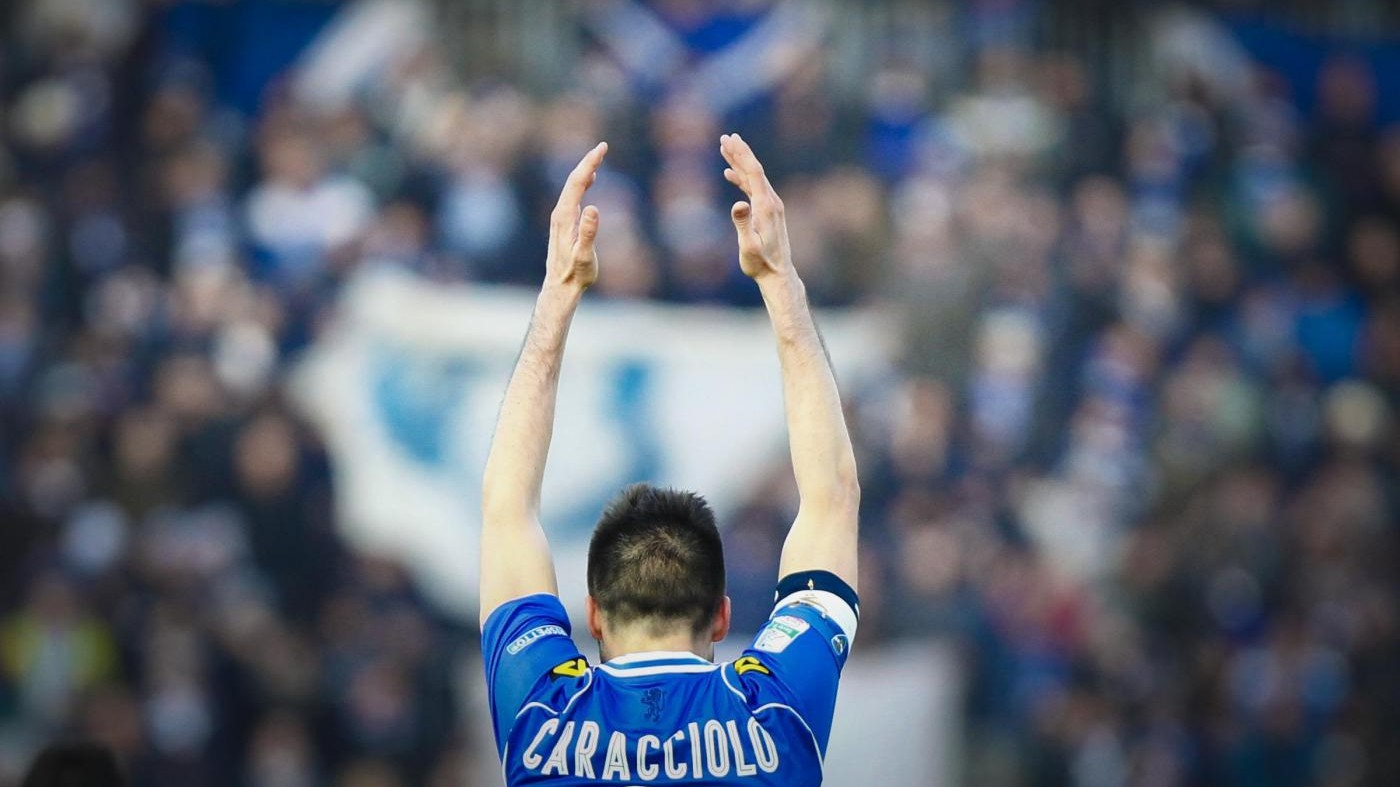 Goleada del Brescia: Cagliari travolto 4-0