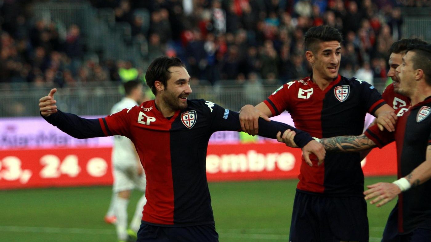 Cagliari travolge la Pro Vercelli: 3-0 in casa