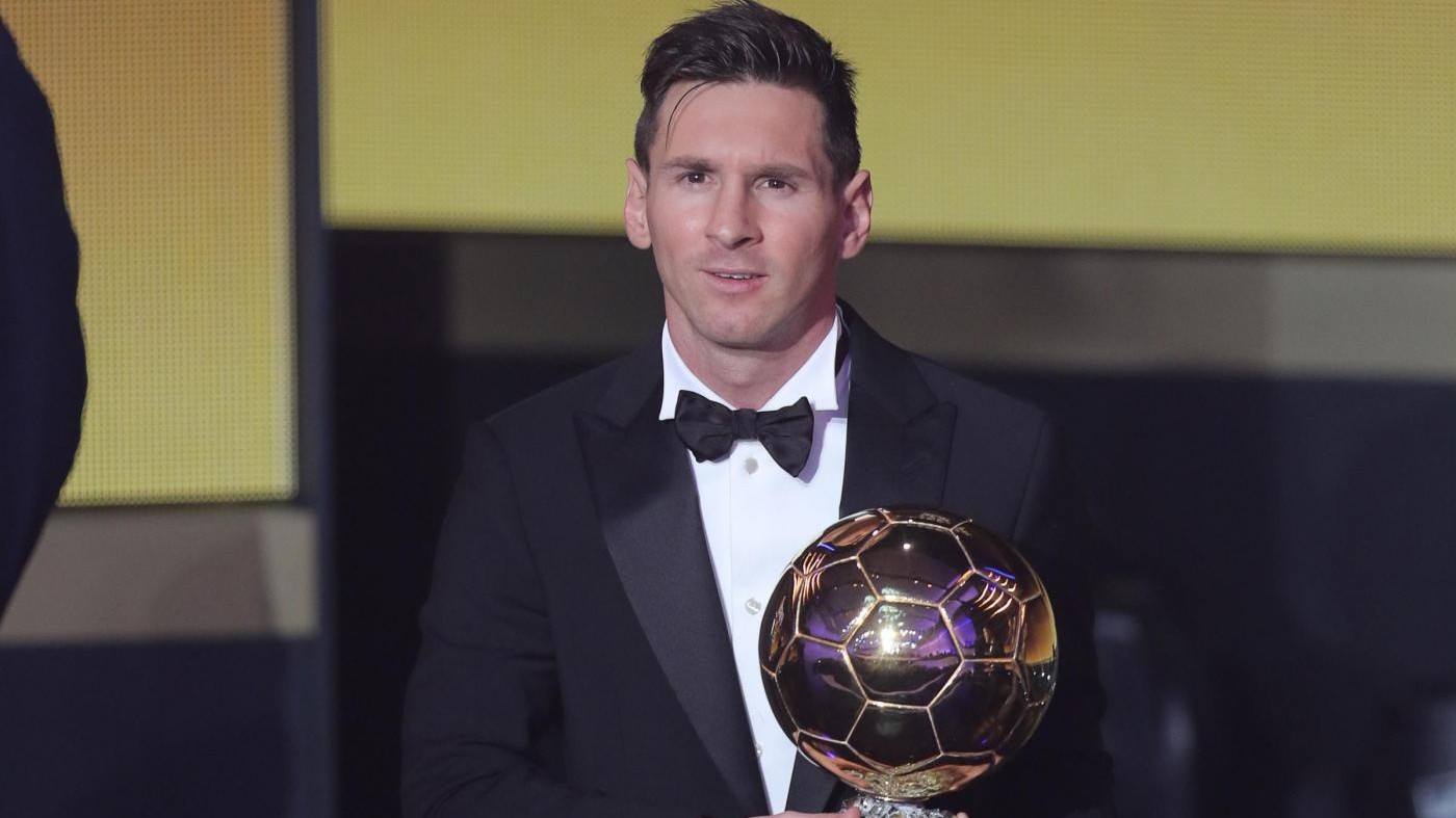 Messi vince il quinto Pallone d’Oro: battuti Ronaldo e Neymar