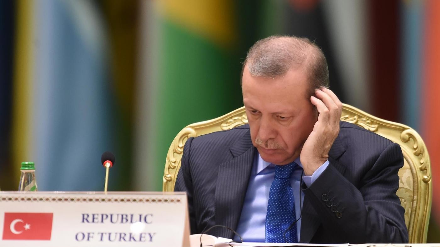 Istanbul, Erdogan: Attentatore suicida di origine siriana, annienteremo terrorismo