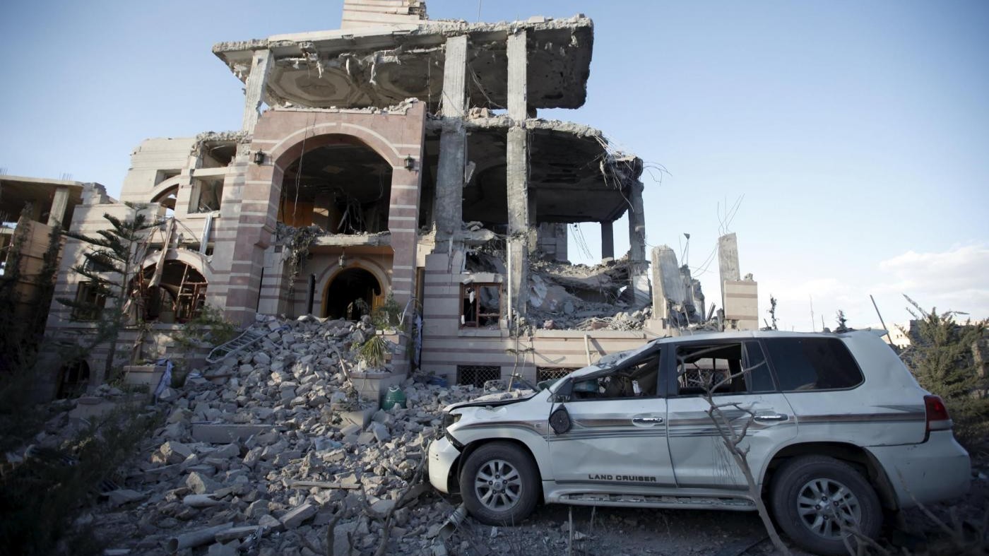 Yemen, raid vicino Sanaa: 20 morti, 4 sono bambini