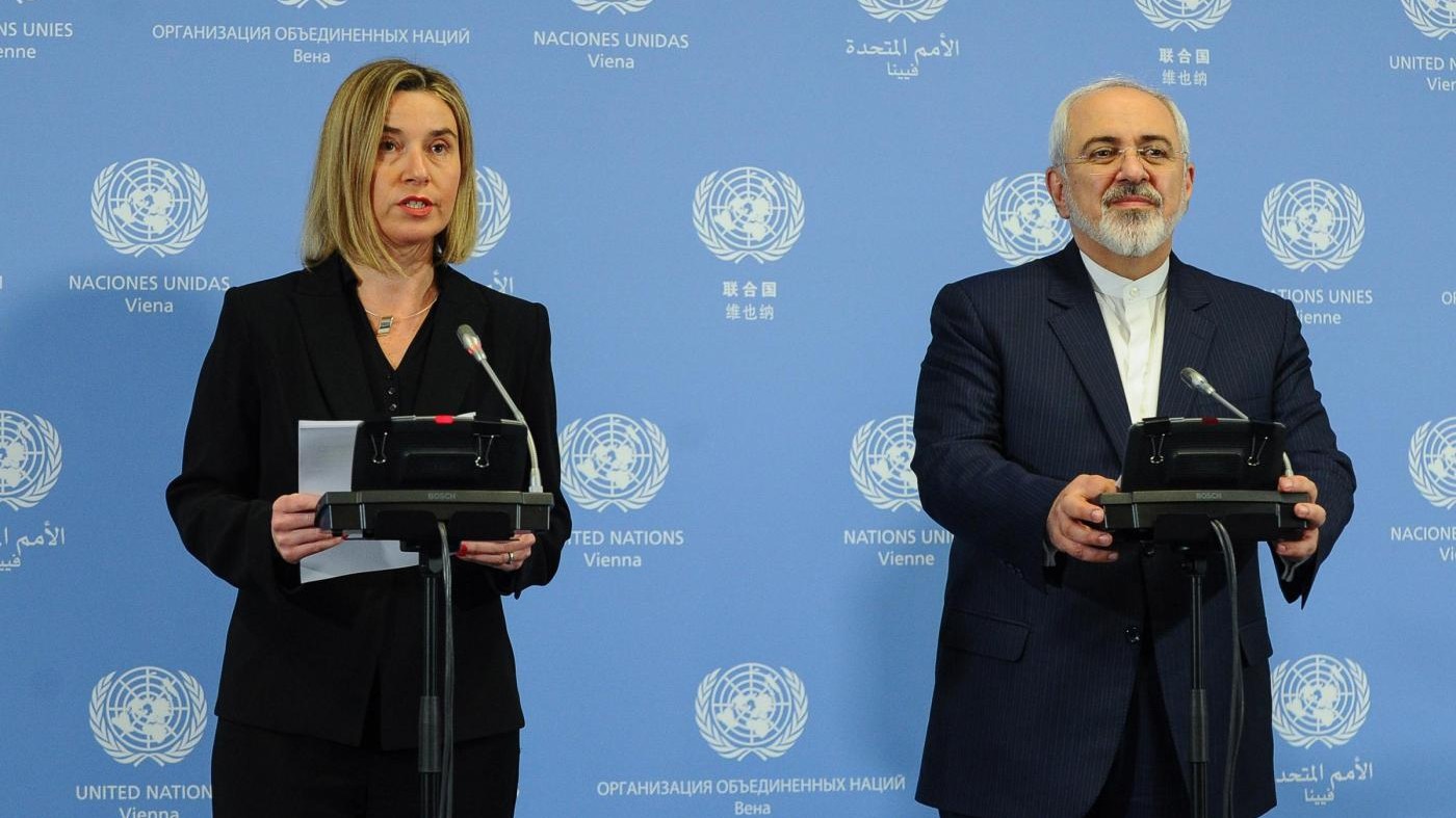 Iran, stop alle sanzioni. Rohani: Si apre un nuovo capitolo