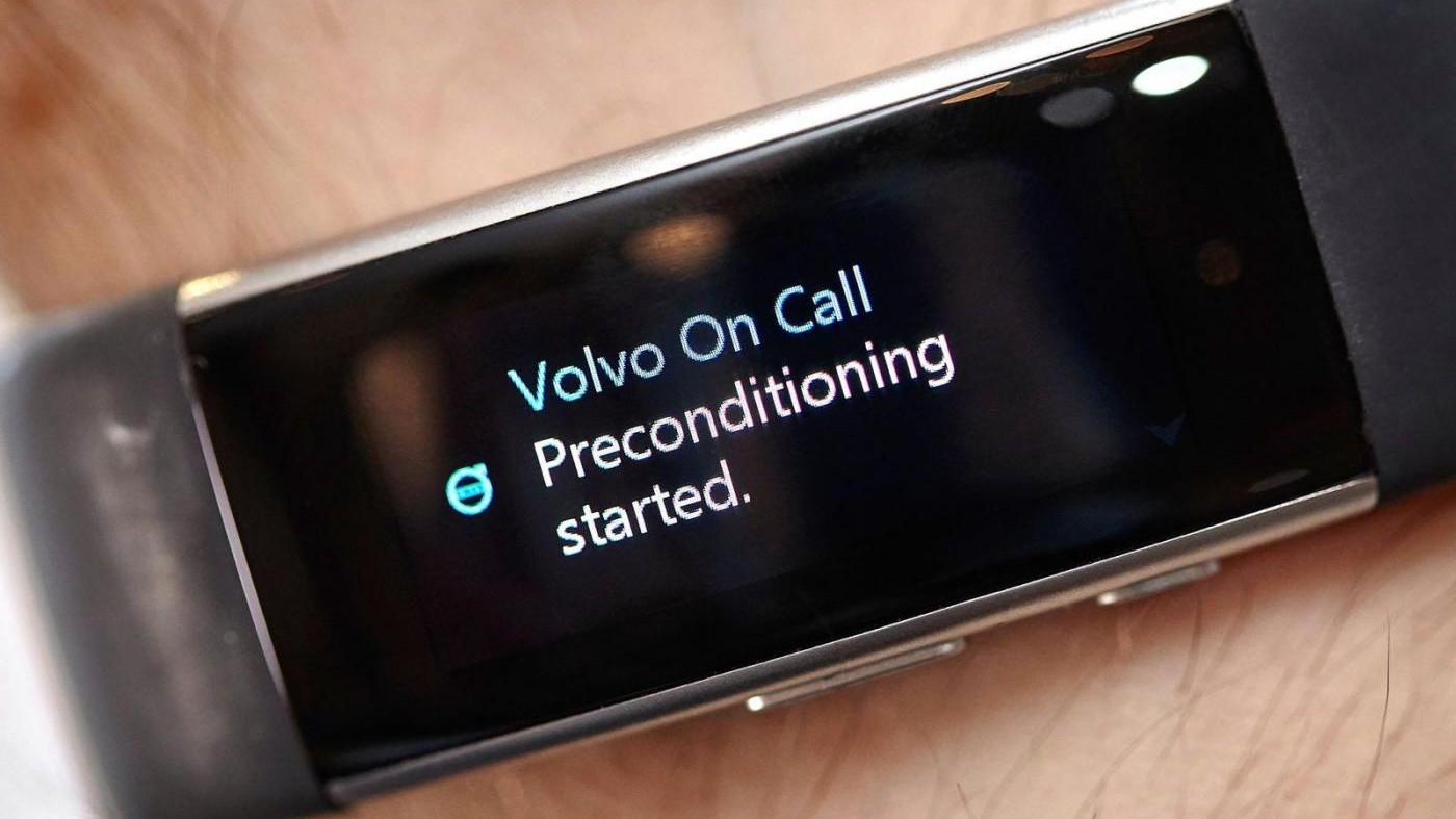 La Volvo chiama le sue vetture con uno smartwatch
