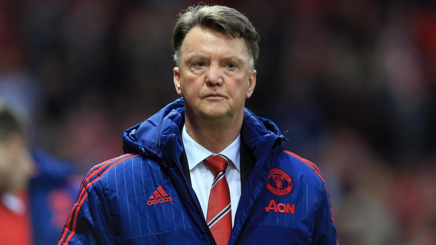 Van Gaal torna al lavoro con lo United ma incombe Mourinho