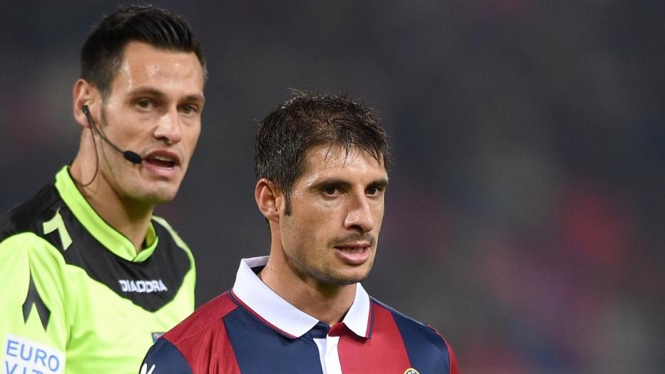 Calcio, Bologna: lesione a gamba sinistra, Brienza out 3 settimane