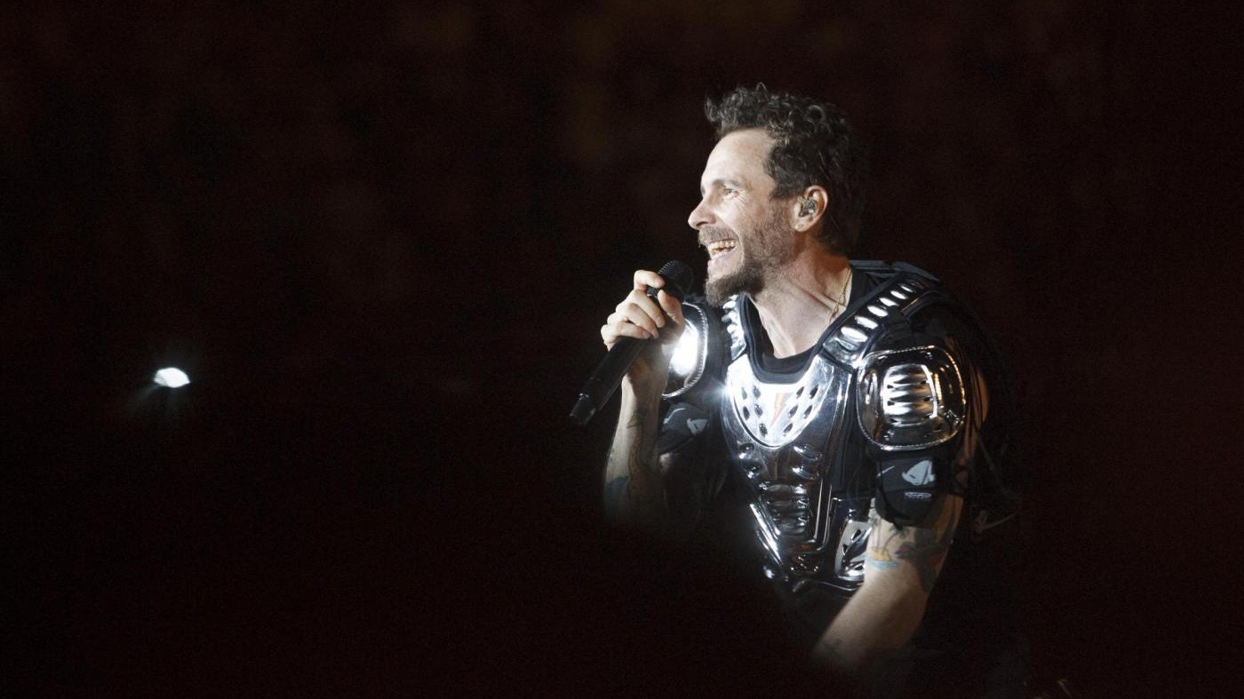 Jovanotti torna sul palco: al via tour autunnale nei palasport