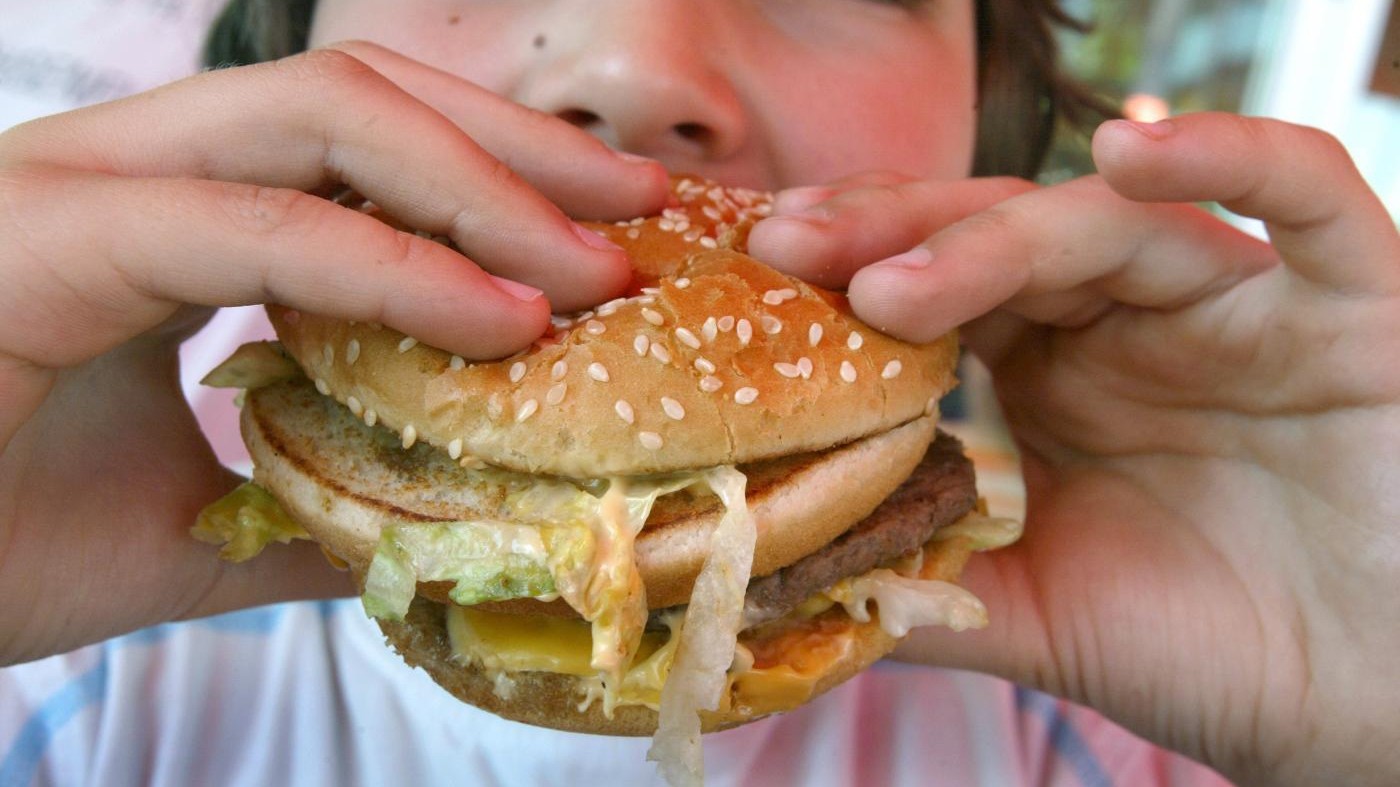 Salute, ecco i trucchi per combattere l’obesità dei bambini