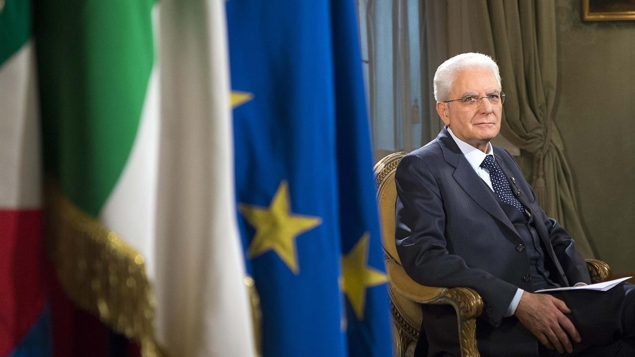 Mattarella agli italiani: Lavoro anzitutto, evasione fiscale è una priorità