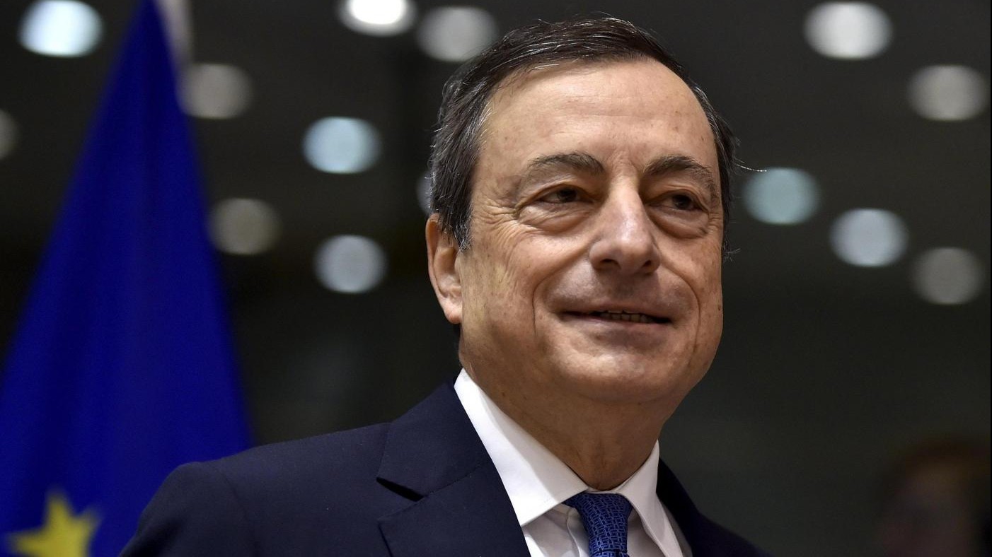 Crisi, Draghi interviene: la Bce taglia a -0,3% il tasso sui depositi
