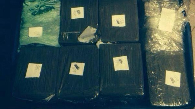 Napoli, arrestato spacciatore dopo fuga: aveva 70 grammi di hashish