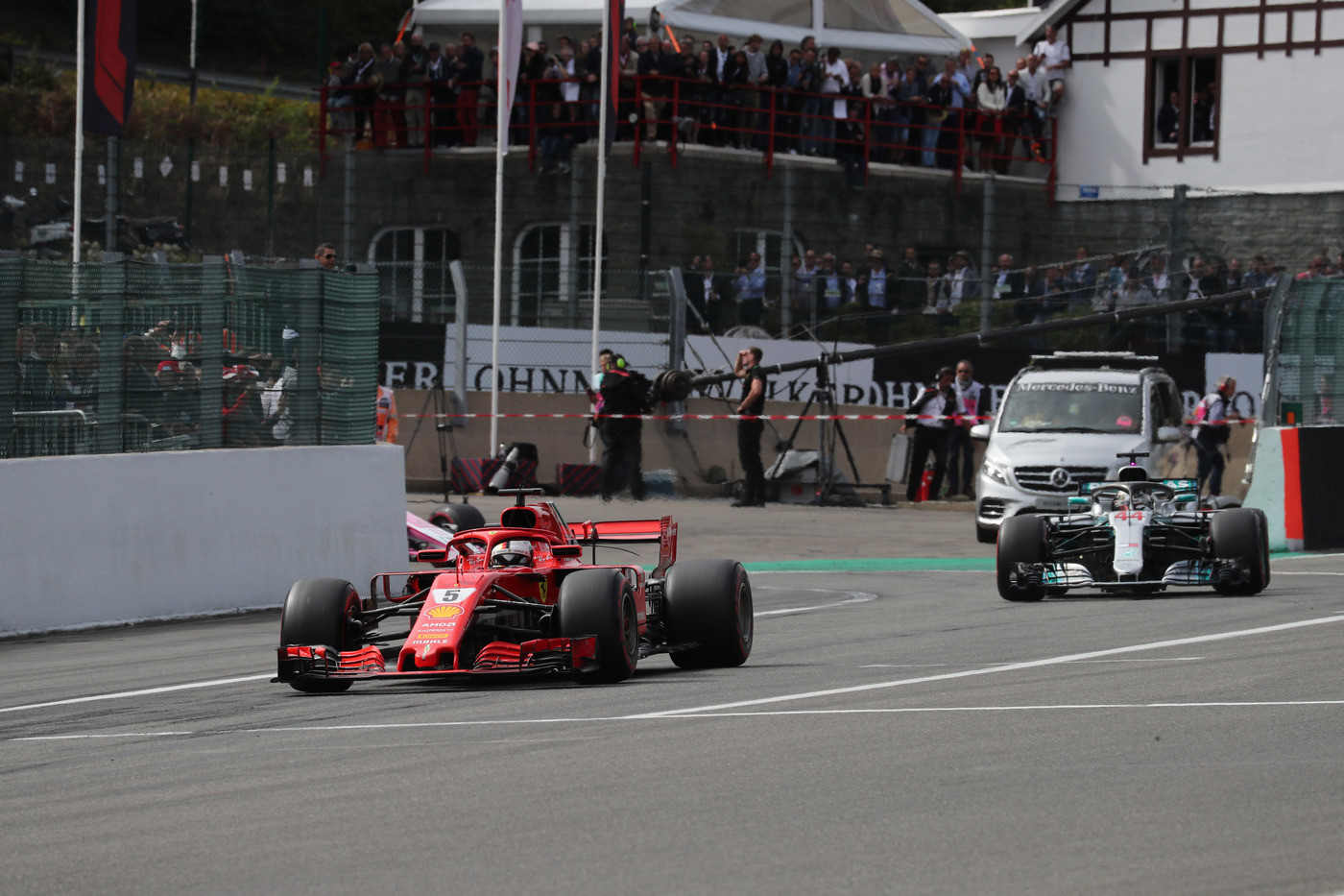 F1, la Ferrari di Vettel domina il Gp del Belgio
