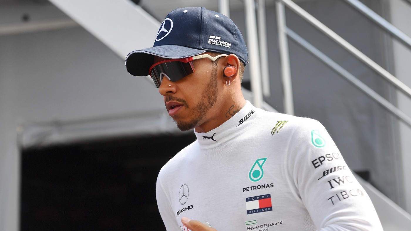 F1, Hamilton rinnova con la Mercedes fino al 2020