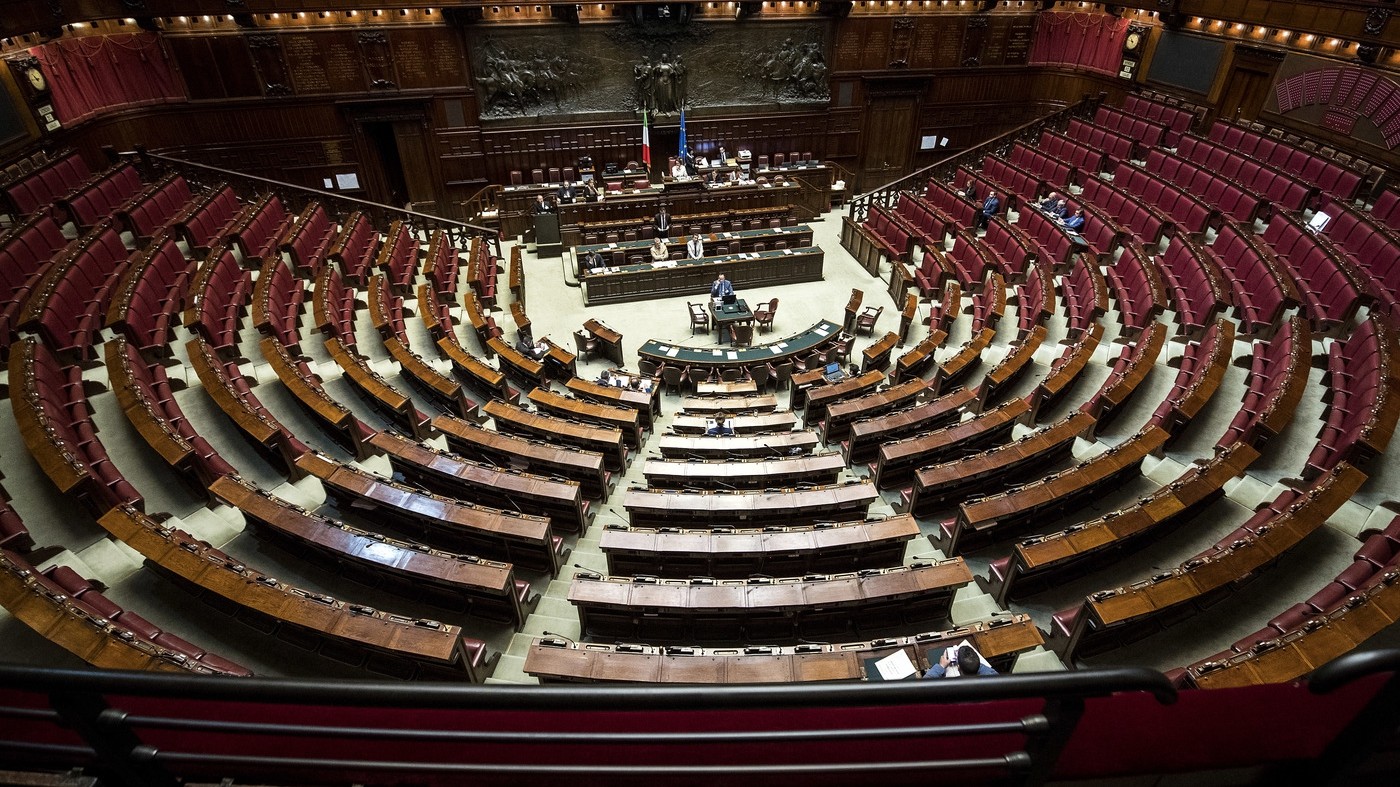 Dl Dignità slitta ancora: 30 luglio in aula. Resta in piedi ipotesi fiducia