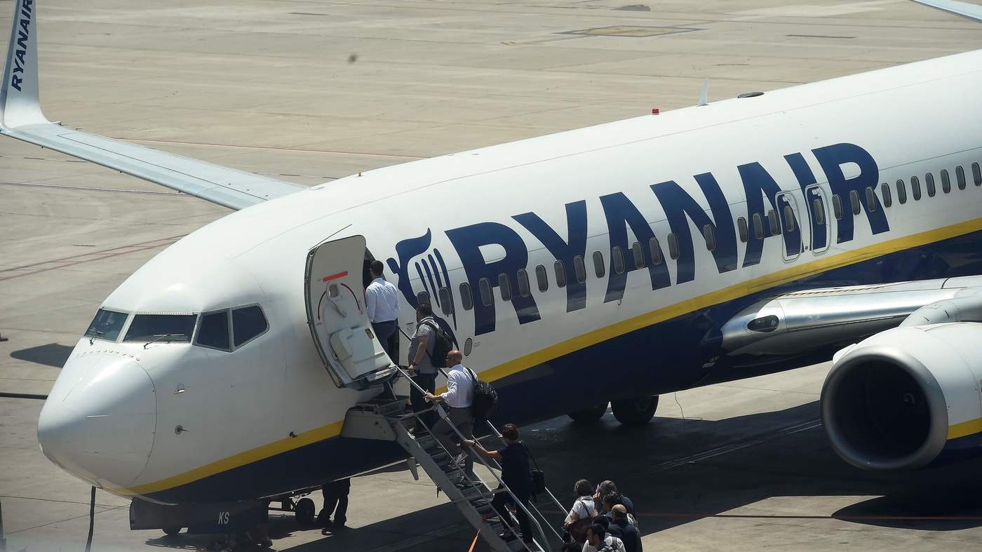 Ryanair, 137 voli cancellati in Italia: Enac avvia verifica