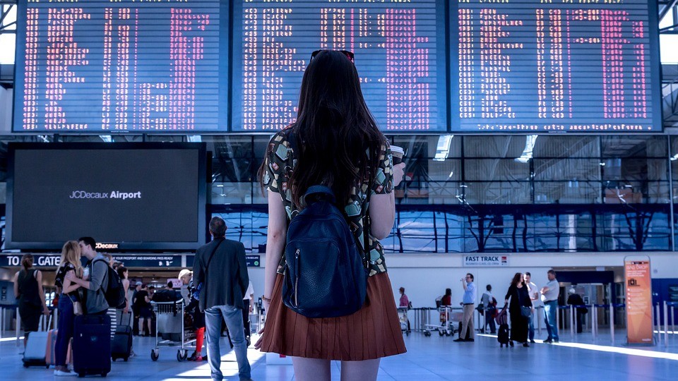 Vacanze, resiste la passione per i viaggi: aumenta il budget dei giovanissimi