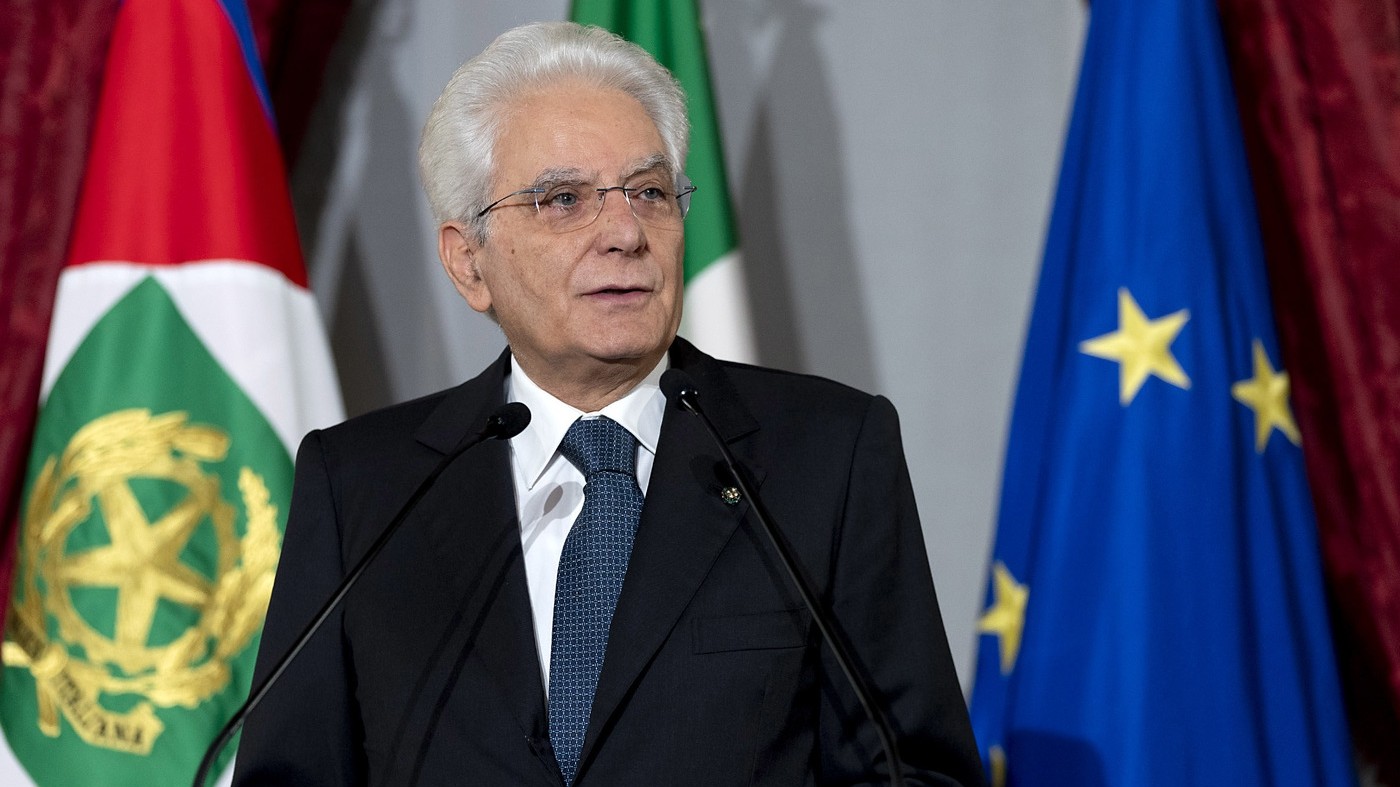Mattarella: “I migranti sono i nuovi schiavi, necessaria cooperazione Ue”