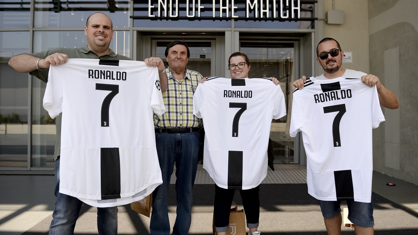 Boom nei negozi e sito in tilt: tra i bianconeri è febbre da Ronaldo