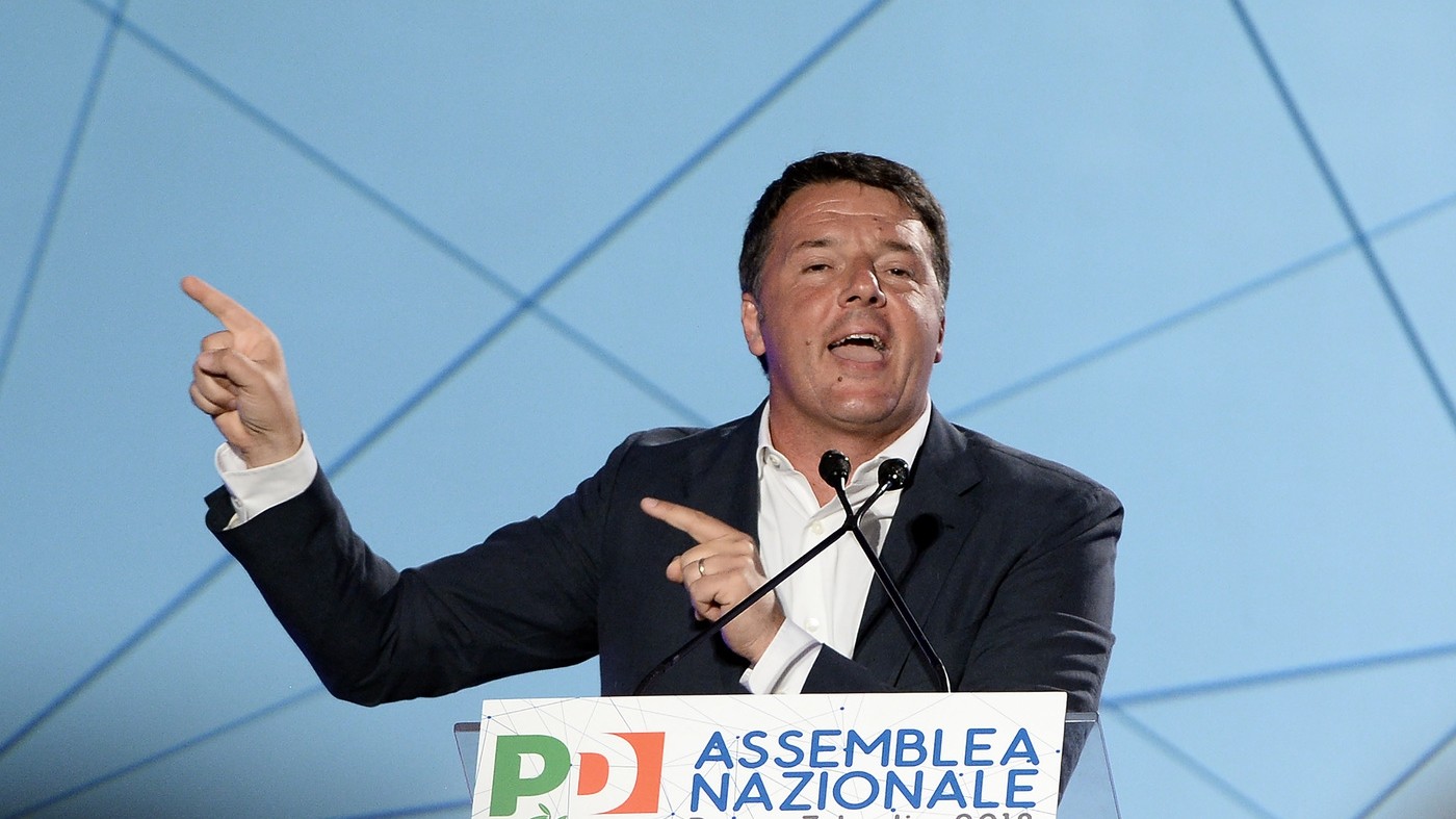 Se la comunicazione è boomerang: il M5s attacca Renzi ma ne rilancia la leadership