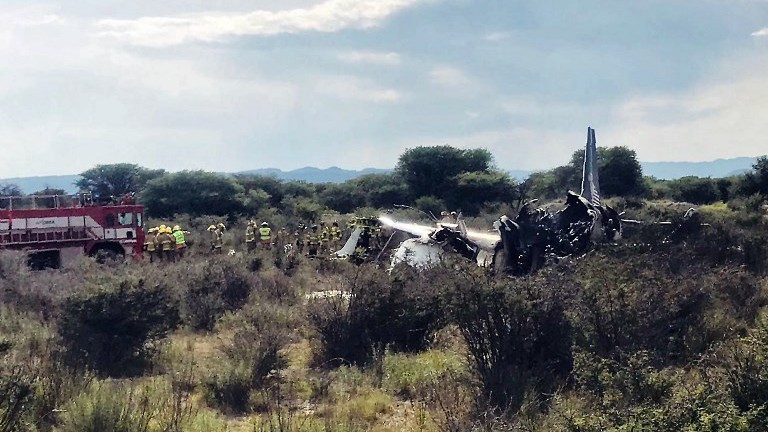 Messico, aereo precipita subito dopo il decollo: tutti salvi i cento a bordo