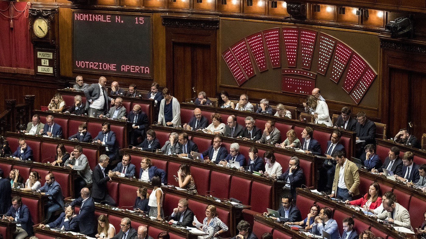 Dl dignità, lavori a rilento: bocciato ripristino dell’articolo 18