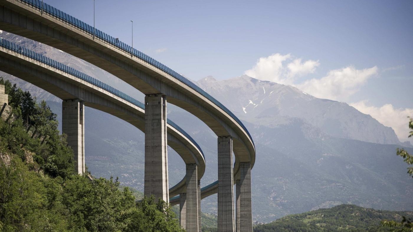 Tav, Toninelli: “Da noi costa tre volte più che in Francia”. Scontro con Foietta