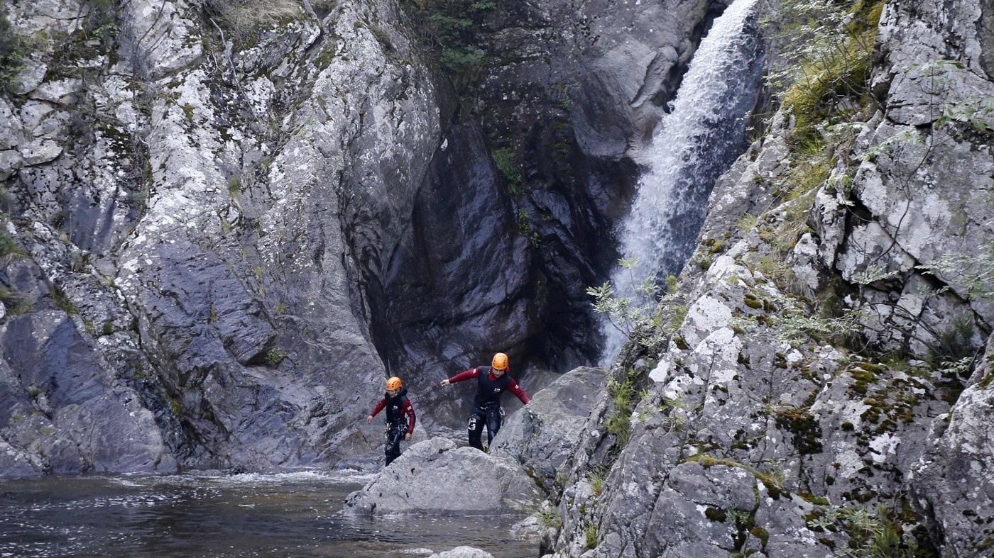Corsica, onda anomala in un canyon: 4 morti fra cui una bimba