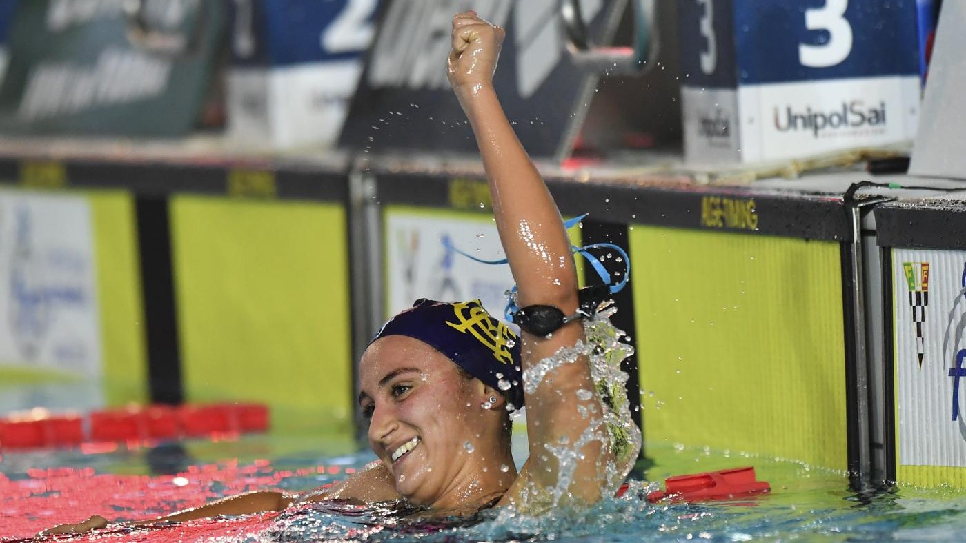 Europei di nuoto, primo oro per l’Italia: Quadarella vince gli 800 stile libero
