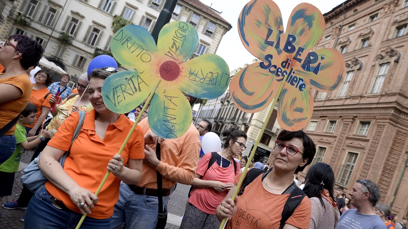 Bambini non vaccinati, immunodepressa non va a scuola