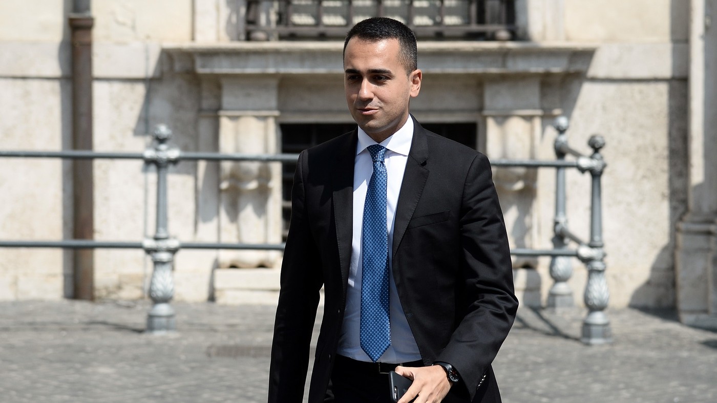 Periferie, Pd attacca. Difesa Di Maio: “Non abbiamo bloccato i fondi”