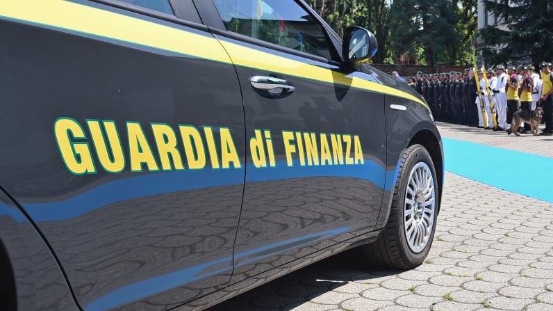 Caporalato, operazione nel catanese: denunciati 8 imprenditori