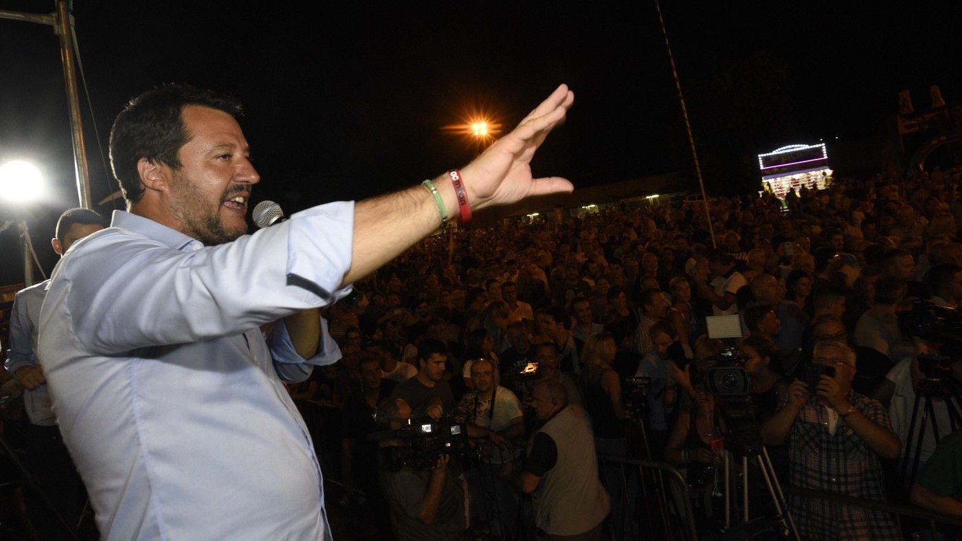 Annuncio choc sui rom, Salvini elogia la capotreno: “Andrebbe premiata”
