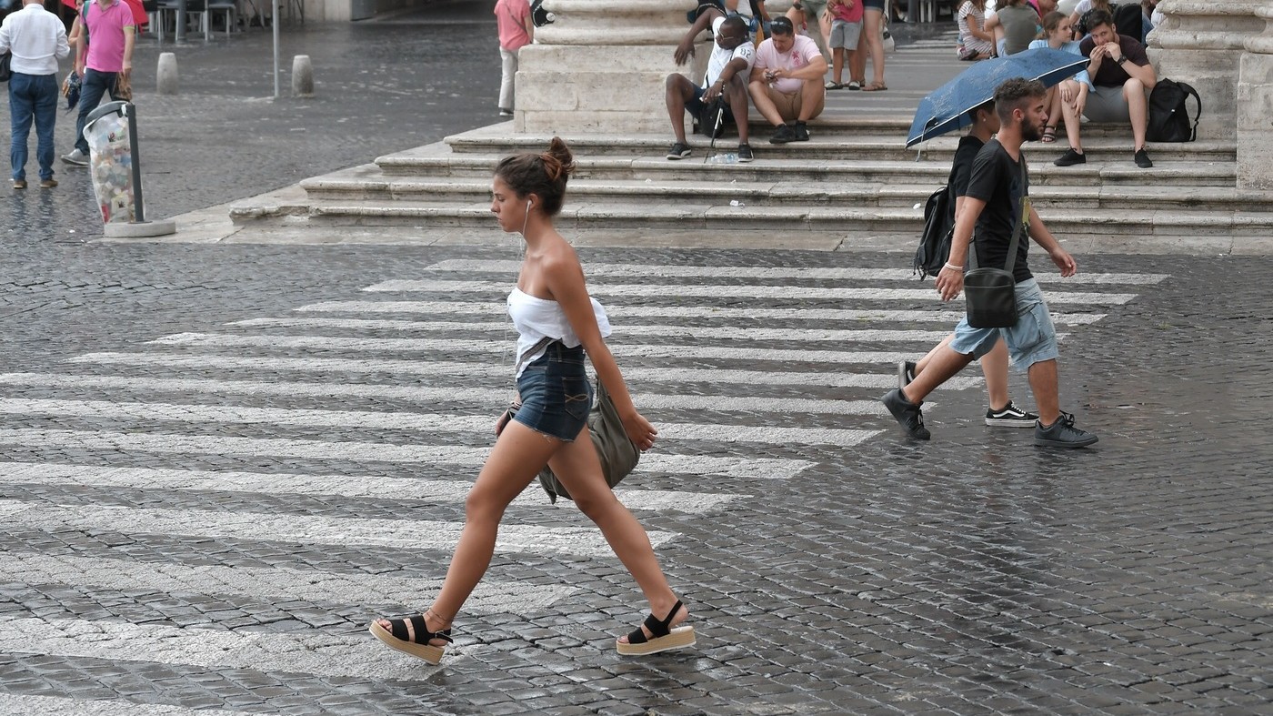 Temporali imminenti, Ferragosto a rischio: il meteo del 12-13 agosto
