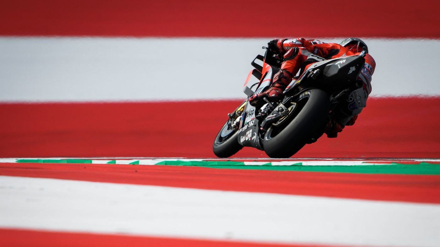 Gp Austria, super Lorenzo batte Marquez, Dovizioso sul podio