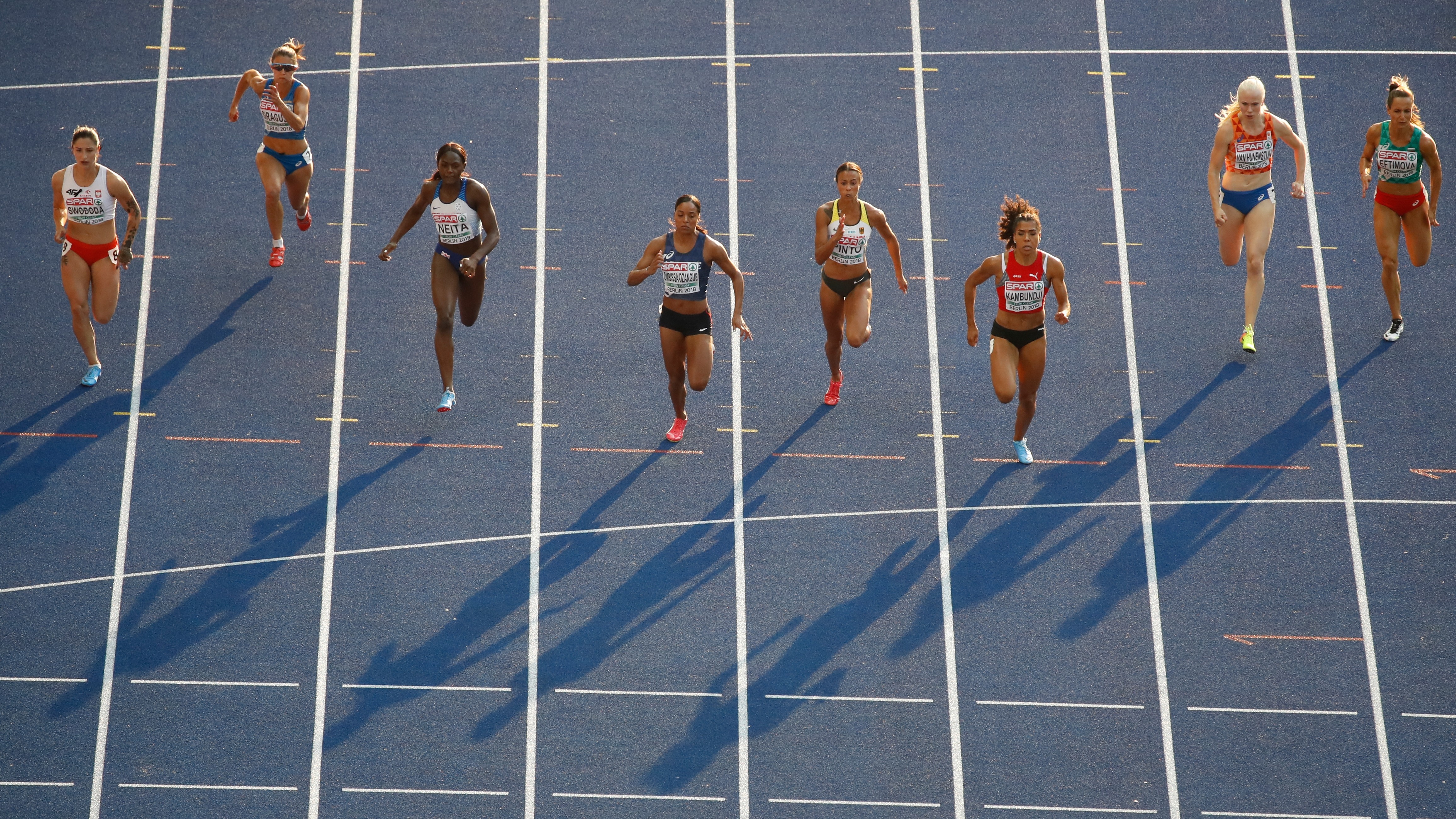 Atletica, staffetta 4×100 donne: Italia settima. Azzurri squalificati