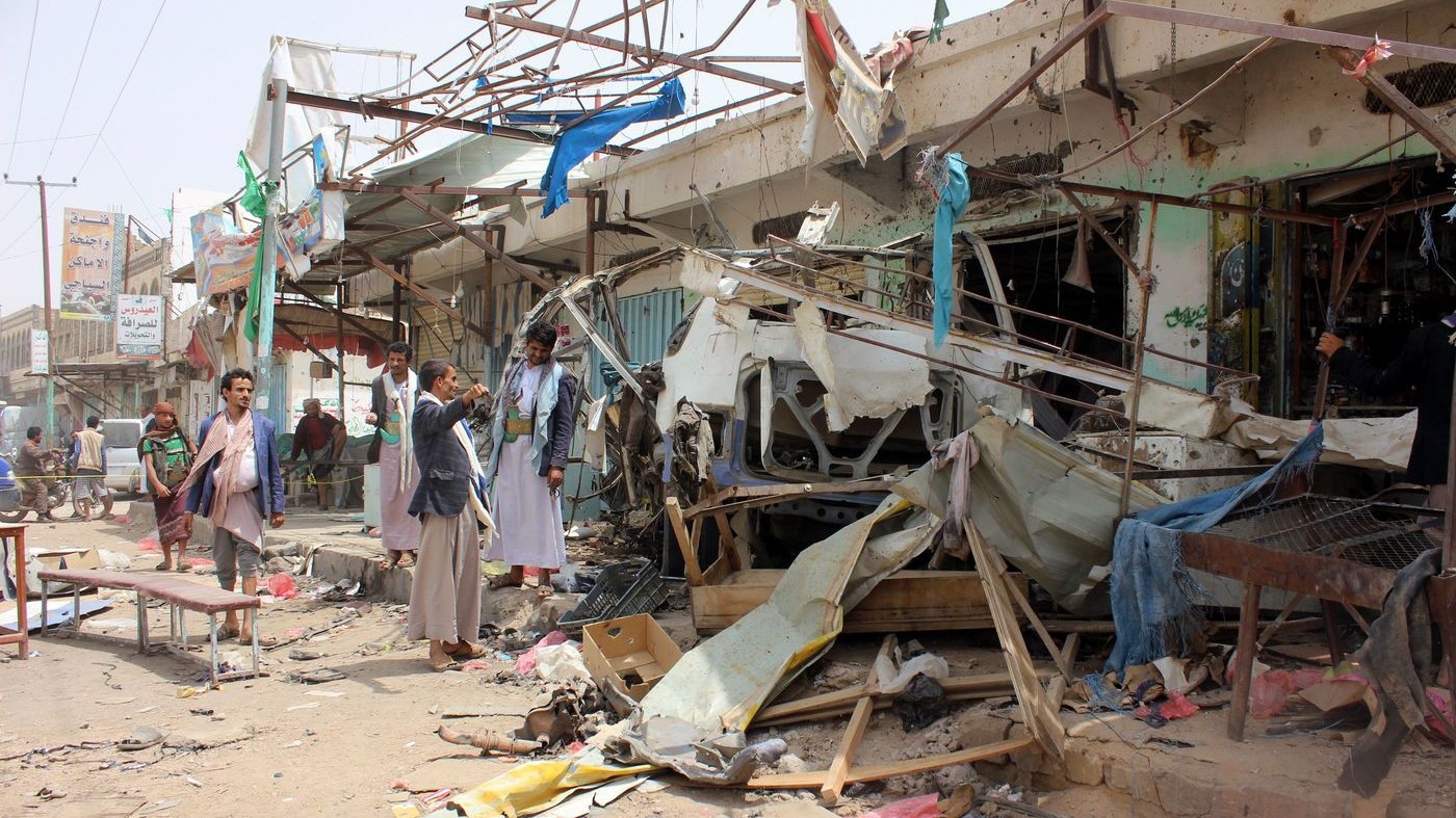 Yemen, raid contro scuolabus: 51 morti, tra cui 40 bambini