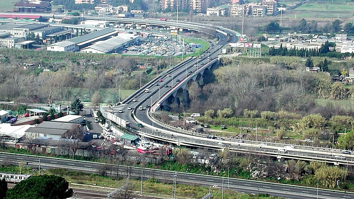 Dopo Genova ora Roma trema sul ‘ponte gemello’ di Morandi