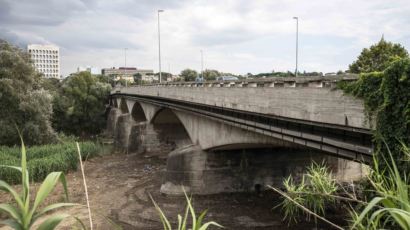 Roma, allarme per ponte Magliana. Dossier: “Urgente verifica e monitoraggio”
