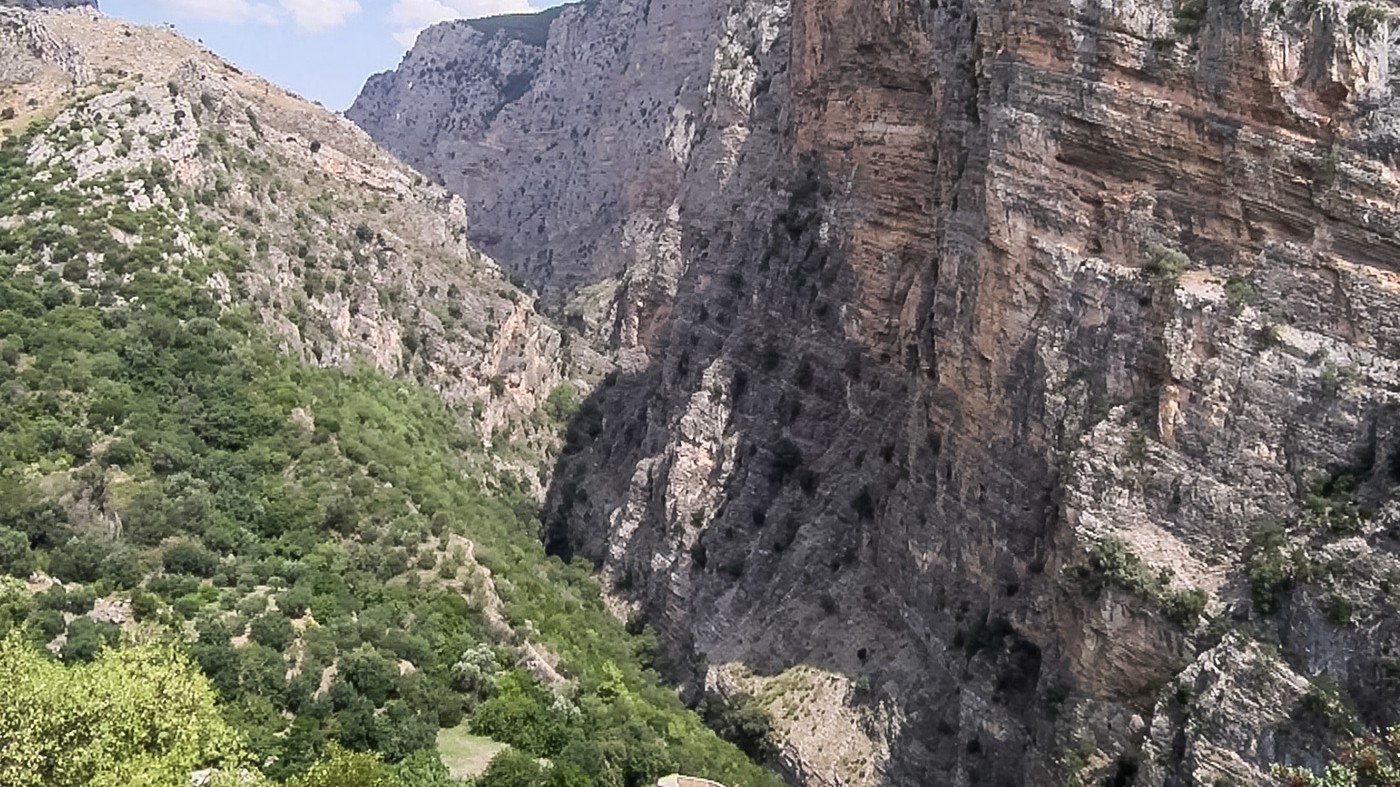 Pollino, Guide ambientali: Improvvisarsi esperti può costare la vita